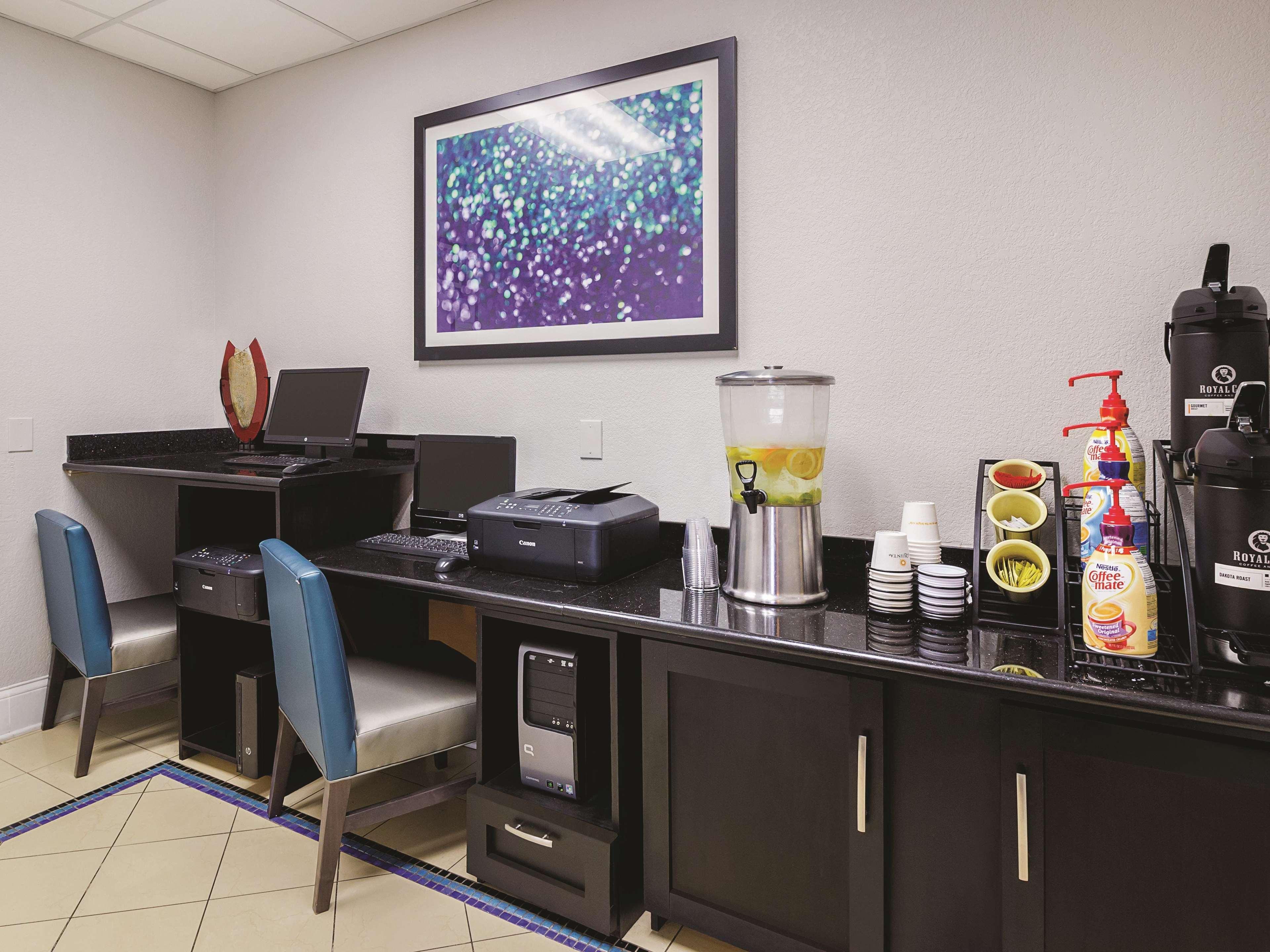 La Quinta By Wyndham Bowling Green Extérieur photo